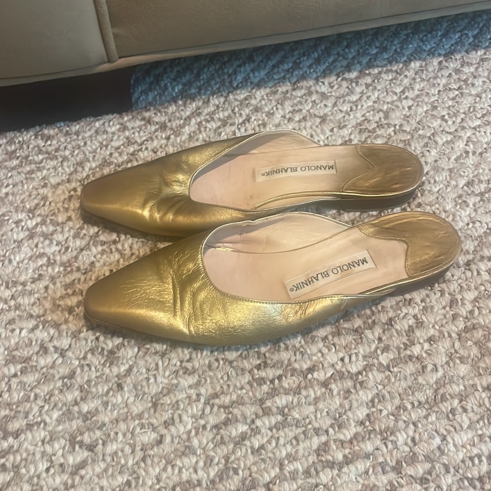 Manolo blahnik gold slippers - Picture 2 of 4